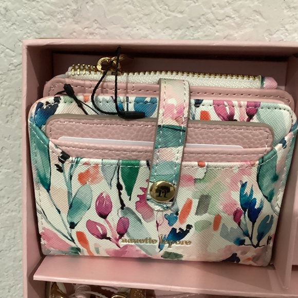 Nanette Lepore 5 pc set  (without keychain) - Picture 2 of 16